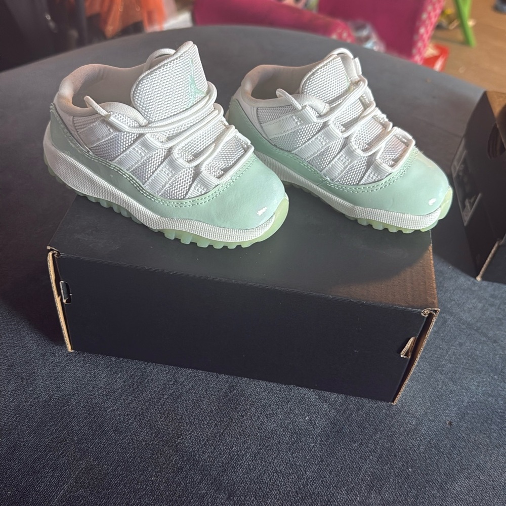 Jordan Kids Mint Green and White Sneakers